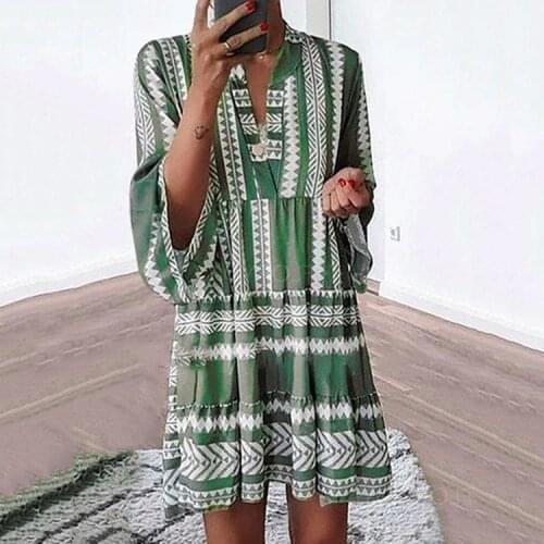 Dress summer 2021 new printed dress loose fashion v-neck chiffon pleated skirt