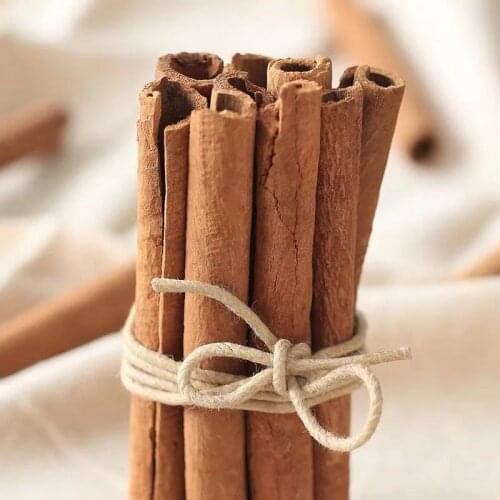 Dried Organic long Cinnamon Sticks Pure Ceylon Cinnamon Excellent for Cooking, Baking, Grounding & for Beverages