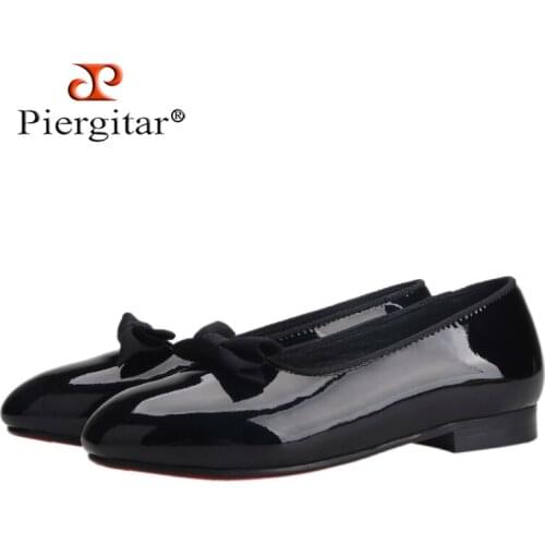 Piergitar New Childrens Leather Shoes Handmade Bow Design Kid Shoe For Party And Birthday Slipper Loafers Red Outsole Flats