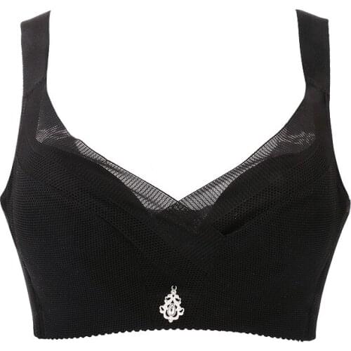 2019 New No Rims Ultra Thin Sexy Lingerie Women Wirefree Seamless Bra Plus Size 52EF 120EF Cotton Sleeping Bra Womens Underwear