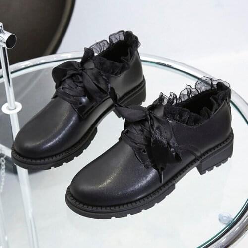 LLOGAI Leather Pumps