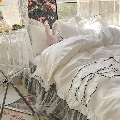 Bedding Set Ruffled Bow Four - Piece Duvet Cover Bed Skirt Lace Edge Cotton Bedding Ins Princess Style Light Luxury South Korea