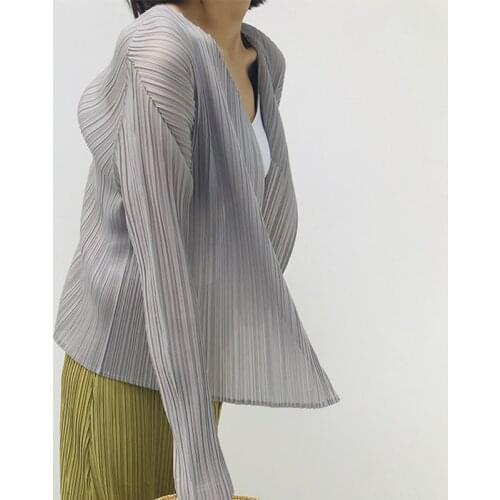 High Quality Pleats Women Summer Cardigan Female Luxurious Simple Casual Tops Fashion Office Work Solid Color Coat Jacket