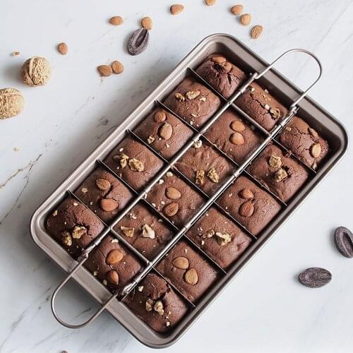 18 Cavity Brooklyn Brownie Copper Nonstick Baking Pan with Built-In Slicer Ensures Perfect Crispy Edges Metal Utensi AX04