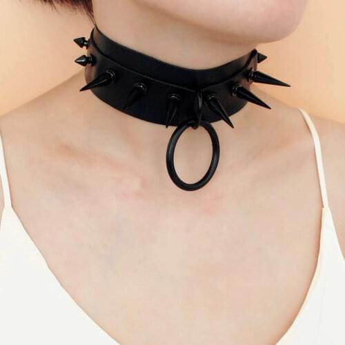 Kirykle Punk Choker Rivet Buckle Spike Collar Necklace Black Mens Womens Studded Chocker Girls Gothic Jewelry Christmas Gfit