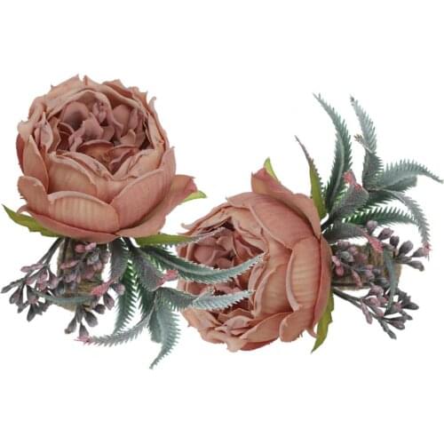 2pcs Handmade Flower Napkin Rings Faux Red Rose Napkin Ring Serviette Buckles Holder For Table Decoration, Wedding