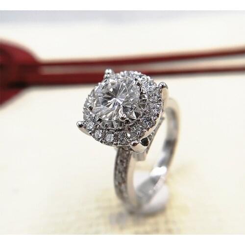 18K White Gold 1ct 6.5mm Round Cut Moissanite Halo Ring Lab Grown Diamond Engagement Ring Wedding Ring Elegant Jewelry For Women