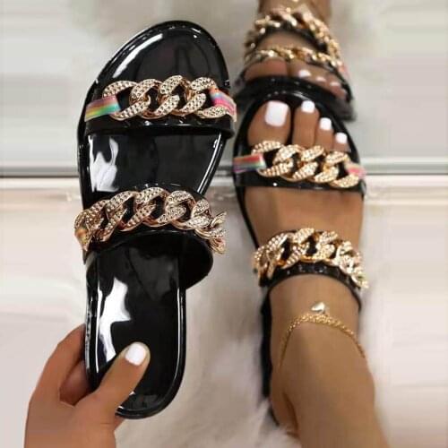 Patent Leather Sandals Women Flat Open Toe Slippers Casual Metal Chain Beach Roman Shoes Lazy Slip-On Slipper Summer Flip Flop