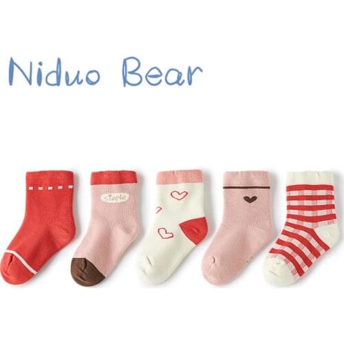 2021 Winter Baby Care Kids Warm Socks Pink and Red Mid Socks Newborn Toddler Girl Fall Clothes Pattern with Love Heart Stripe