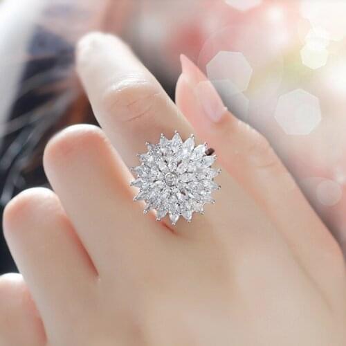 Exaggerate Fashion Temperament Ice Flower Index Finger Ring Decorations For Women AAA White Zircon Cubic Elegant Rings Female