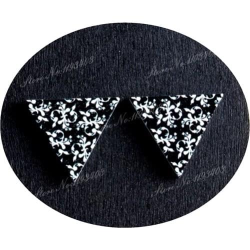 15 x 17mm Triangle Wood Laser Cut Cabochon beads to make DIY Rings, Earrings, Brooch, Necklace pendant