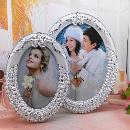2pcs/set Creative Oval Resin Silver Color 7inch 10inch Photo Frame Picture Frame Desktop Ornaments Wedding Photo Home Decor
