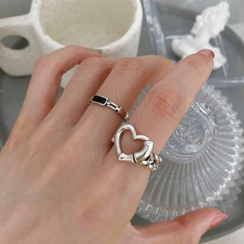 Love Heart Finger Ring Jewelries Women Elegant Cool Personality Design Silver Color Hollow Chain Rings Ladies Gift