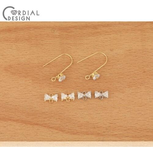Cordial Design 100Pcs Rhinestone Earrings Stud/DIY Accessories/Hand Made/Claw Chain/Jewelry Findings & Components/CZ Connectors