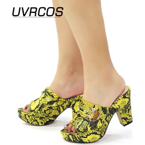 Summer Women Pumps Mid Square Heel Square Toe Simple Party Prom Summer Sandals Woman Luxury 2021 Rhinestone Wedding Party Shoes