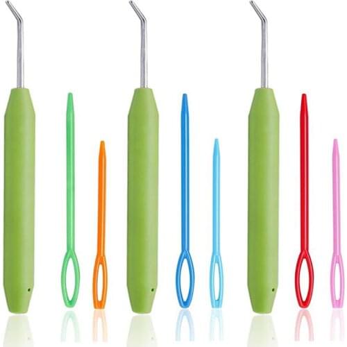 LMDZ Knitting Loom Hook, 6 Pcs Plastic Sewing Needles for Knifty Knitter Knitting Loom Hook (Random Color)