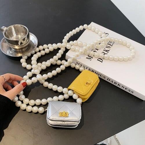 2021 New Womens Bags Rhombic Pearl Chain Bag Fashion Shoulder Messenger Mini Bag Lipstick Bag Street Trend Female Bag