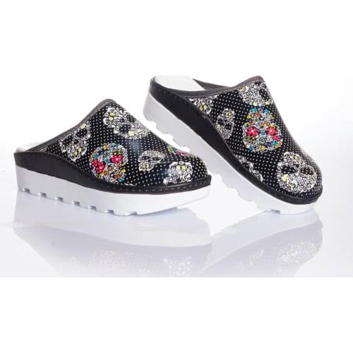 Lady Serrated High Based Handmade Orthopedic Sabo Slippers Models Doctor Nurse Hospital & Nursing Leather Clogs & Womens Clogs