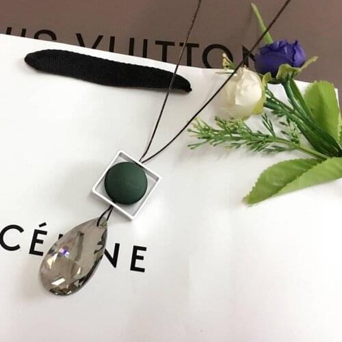 Korean Simple Women Sweater Chain Necklace Geometric Wood Circle Round Pendant Crystal Beaded Long Tassel Necklaces Jewelry Gift