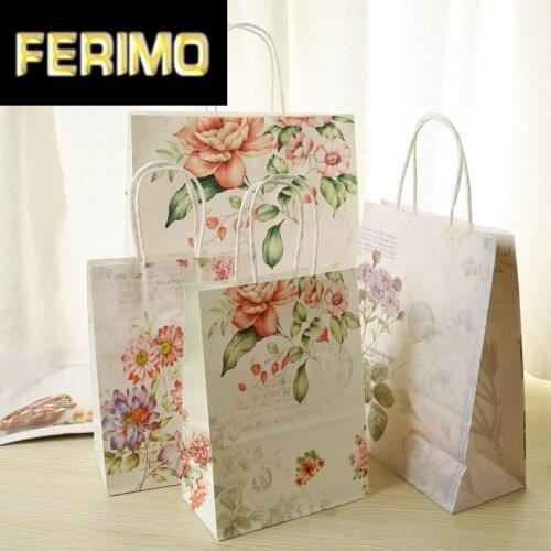 10PCS Painted Flower Kraft Paper Bag With Handles Rose gift bag shopping bag For Baby Steps Birthday Party Paper Bags 21x15x8cm