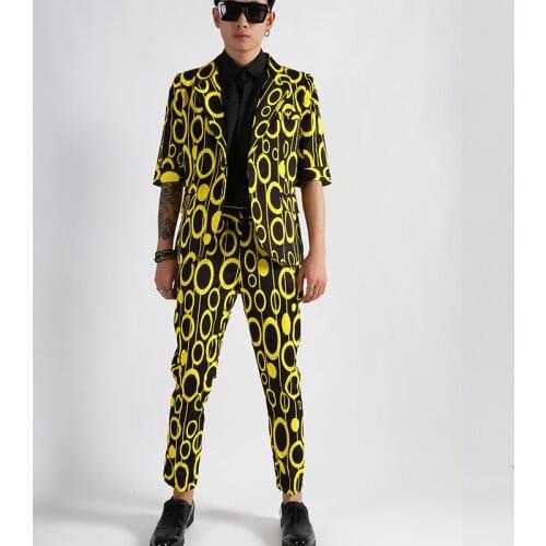 Hip Hop Fashion Men 2PCS Suits Sets (jacket+pant)Yellow Street Casual Slim Fit Half Sleeve Suit Blazer Jacket DJ Stage Costumes