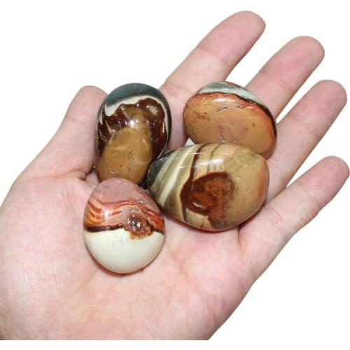 Natural Agate Stone Good Luck Madagascar Keep Body Health Raw Material Specimen Collection Stone Hand Piece Pendant
