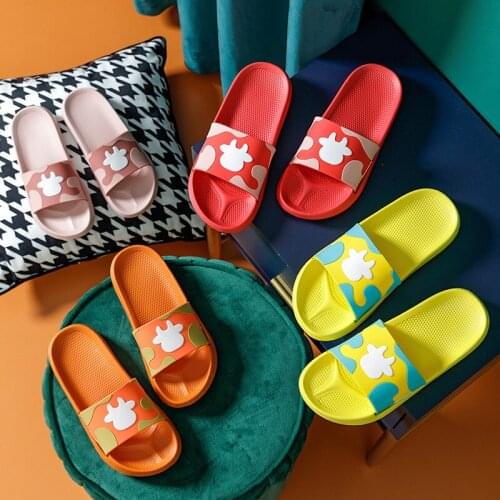 New Kawaii Cartoon Cow Non-slip Flip Flops Summer PVC Cute Indoor Soft Beach Simplicity Bathroom Fashion Cool Men Women Slippers