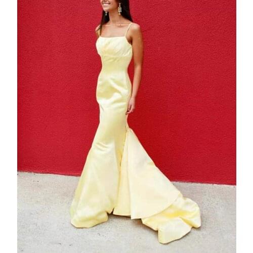 Vkbridal Elegant Halter Neck Long Yellow Prom Dresses Mermaid Satin Pleated Party Dresses Cirss Cross Back Formal Evening Gowns