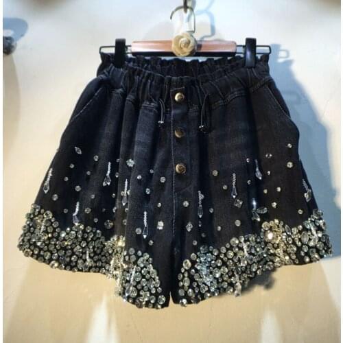 European Autumn and Winter New Heavy Industry Tassel Beaded Diamond High Waist Thin Wide Leg Denim Shorts Women Fashion 2021
