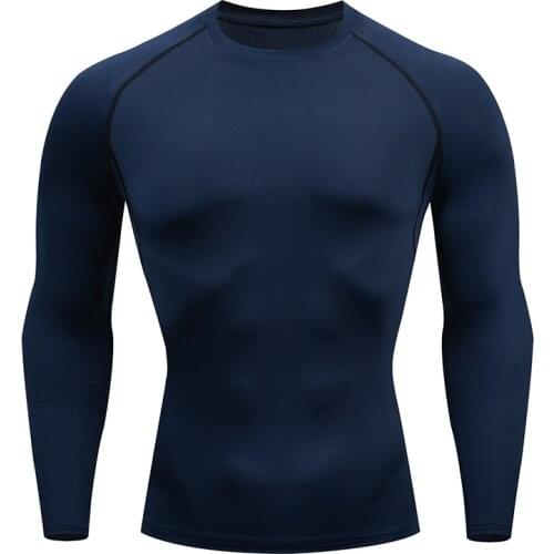 Macroupta Hiking T-shirts