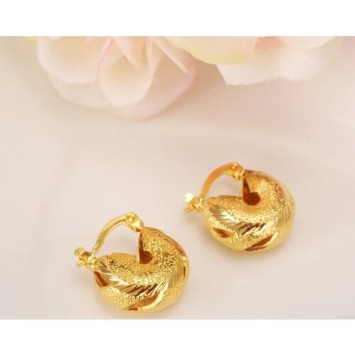 Bangrui Vintage Fashion Lucky Gold Color Small Earrings For Womens lot Bohemia Hollow out Wedding Party Jewelry gift
