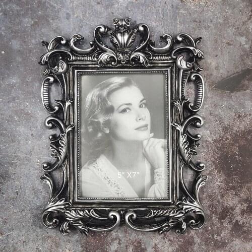 Classic European Style Retro Resin Photo Frame