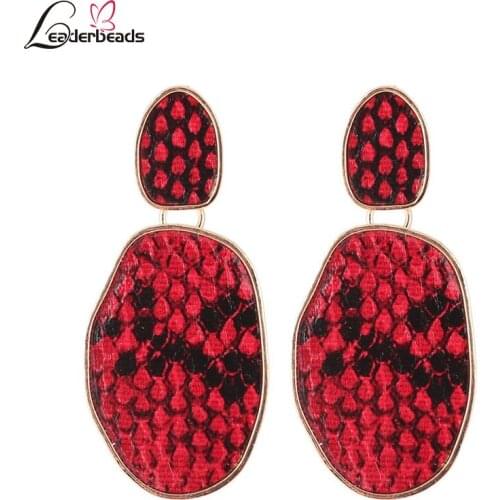 LEADERBEADS Womens Leopard Print Geometric Stud Earrings Simple Vintage Pendant Earrings Girl Serpentine Brincos gift Wholesale