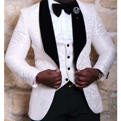 2018 Best Selling Cheap Groomsmen Shawl Lapel Groom Tuxedos Red/White Men Suits Wedding Best Man Bridegroom Jacket+Pant+Tie+Vest