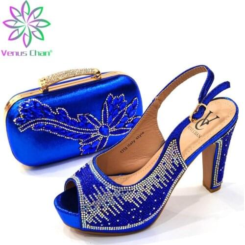 2021 Special Design High Quality Pointed Toe Pumps Matching Hand Bag in Blue Color Appliques African Shoes for Wedding