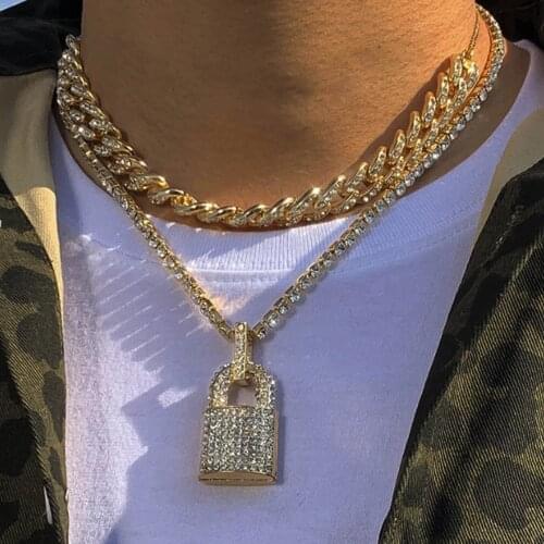 Hip Hop Rock Thick Lock Shiny Rhinestone Pendant Necklaces for Women Men Metal Twisted Rope Chain Necklace Statement Jewelry New