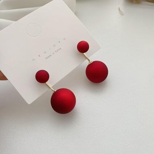 XIYANIKE Red Pearl Spherical Earrings Korea Temperament Fashion Earrings Simple Personality Earrings Vintage Earrings Wholesale