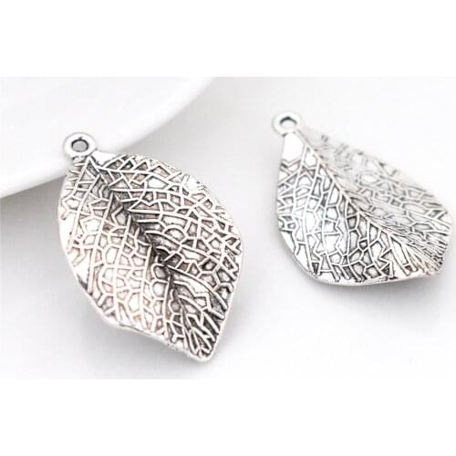 10pcs/lot 33x19x4mm Antique Silver Plated Leaf Charm Pendant DIY Handmade Necklace Bracelet Keychain Jewelry Accessories