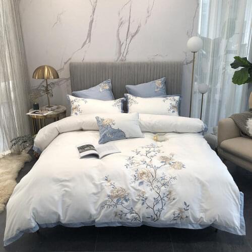 Luxury Embroidered Bedding Set 300TC Egyptian Cotton Silky Soft King Size Bed Sheet Pillowcase Duvet Cover Set 4Pcs for Home