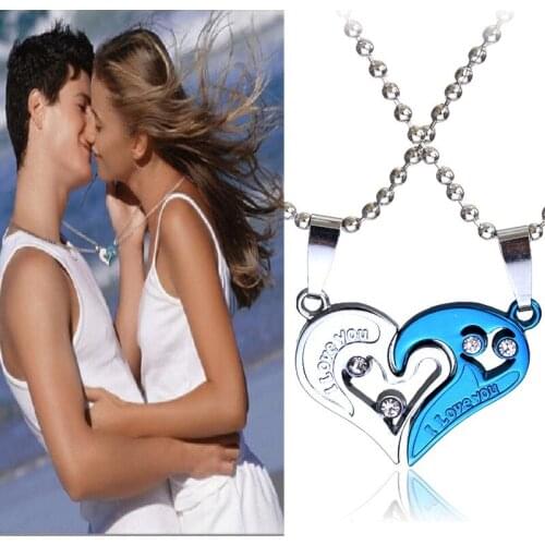 2 Pieces Heart Shaped Fit Couple Necklace Set Diamond Pendant Student Boyfriend Girlfriend Gift Solid Metal Fashion Jewelry
