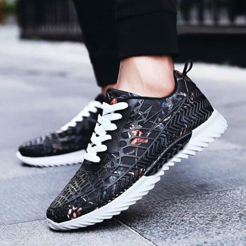 Big Size MenS Shoes 2020 Autumn New Super Light Couple Shoes Breathable Flat Shoes Camouflage Mesh MenS Casual Shoes
