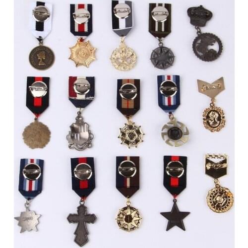 Vintage British College Wind Men and Women Medal Metal Pentagram Small Badge Gift Commemorative Collector