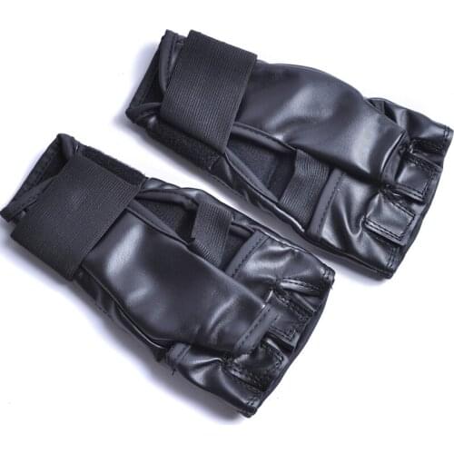 2017 Karate Boxing gloves lengthened half finger cuff leather MMA bandage muay thai twins gloves for men and women boxeo