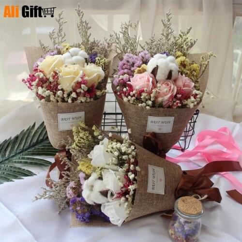 Romantic Birthday Gifts Special Day for Girlfriend Friend Couple Graduation Creative Dry Rose Soap Bundle Gift Fake Plants