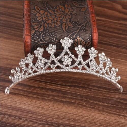 Women Diverse Crystal Bride Tiara Crown Fashion Pearl Queen Wedding Crown Headpiece Wedding Hair Jewelry Accessories