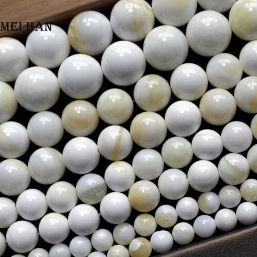 Meihan Wholesale (2 strands/ lot ) natural 10mm white yellow giant clam shell beads round stone for jewelry making