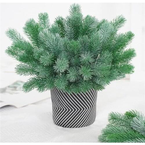 Artificial Pine Branch 6-Branch Plastic Small Pine Pick Pine Stem Pine Needle Grass for Home Wedding Party Decoration