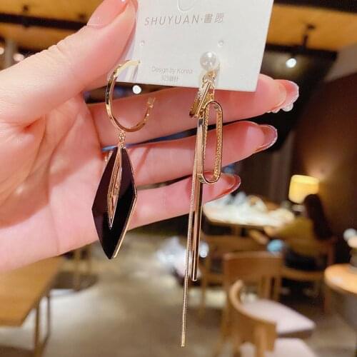 XIYANIKE Black White Asymmetry Tassel Drop Earrings Charms Upscale Earrings 2021 For Women Gift Fashion Party Jewelry Oorbellen