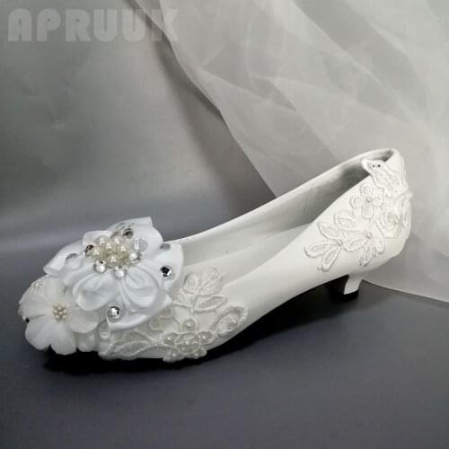 White lace satin bow elegant wedding pumps shoes woman low 3cm tiny heel bridesmaid bridal party proms dress shoes womens