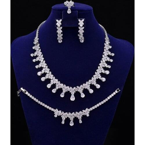 Bridal Jewelry Sets For Women Wedding Accesso Anniversary BN7679 Trendy Luxury Stainless Steel Necklace Dubai Jewelry Sets